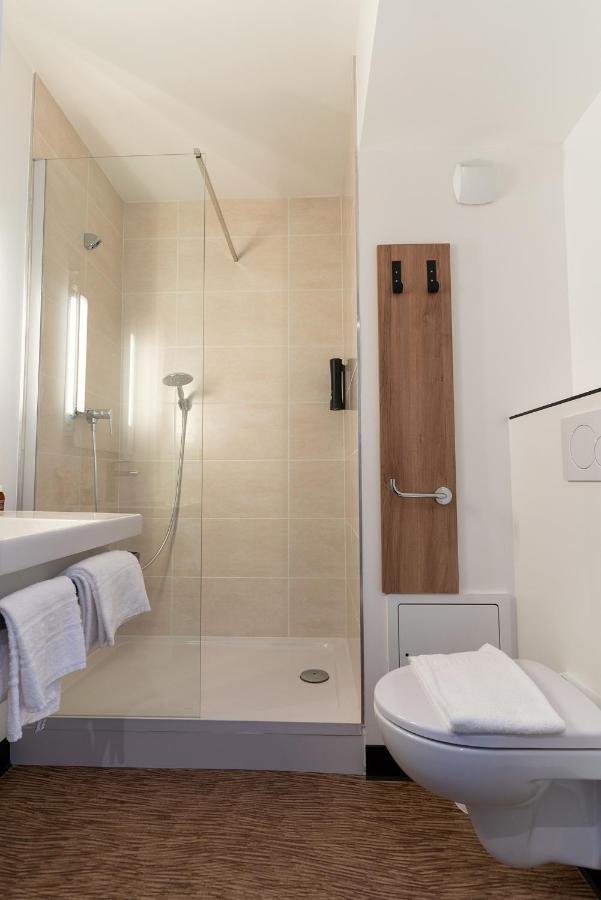 Poitiers Aéroport Hotel 3*